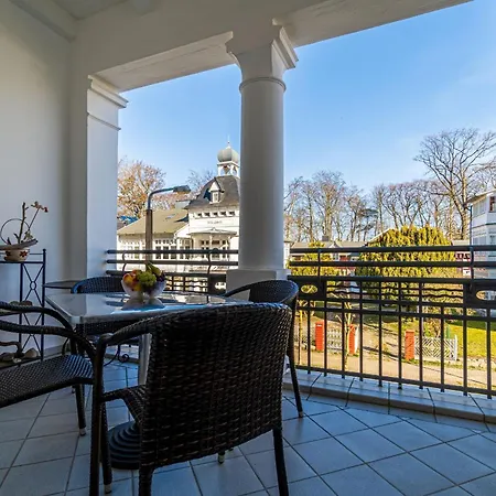 3 Eden Mit Strandkorb Binz