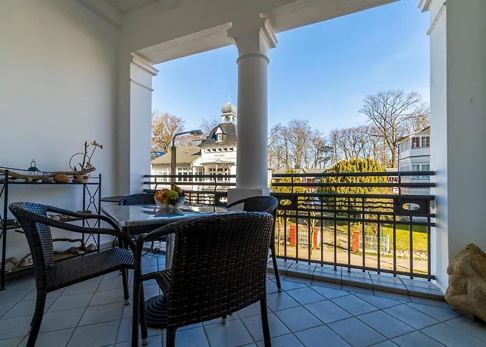 3 Eden Mit Strandkorb Binz